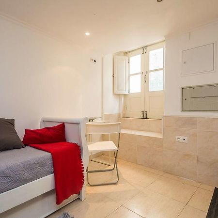 Low Cost - Historic City Center Rc Apartment Lisbon Exterior photo